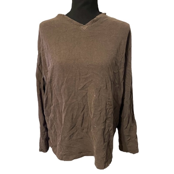 Old Navy Long Sleeved V-Neck Tee - Picture 1 of 9